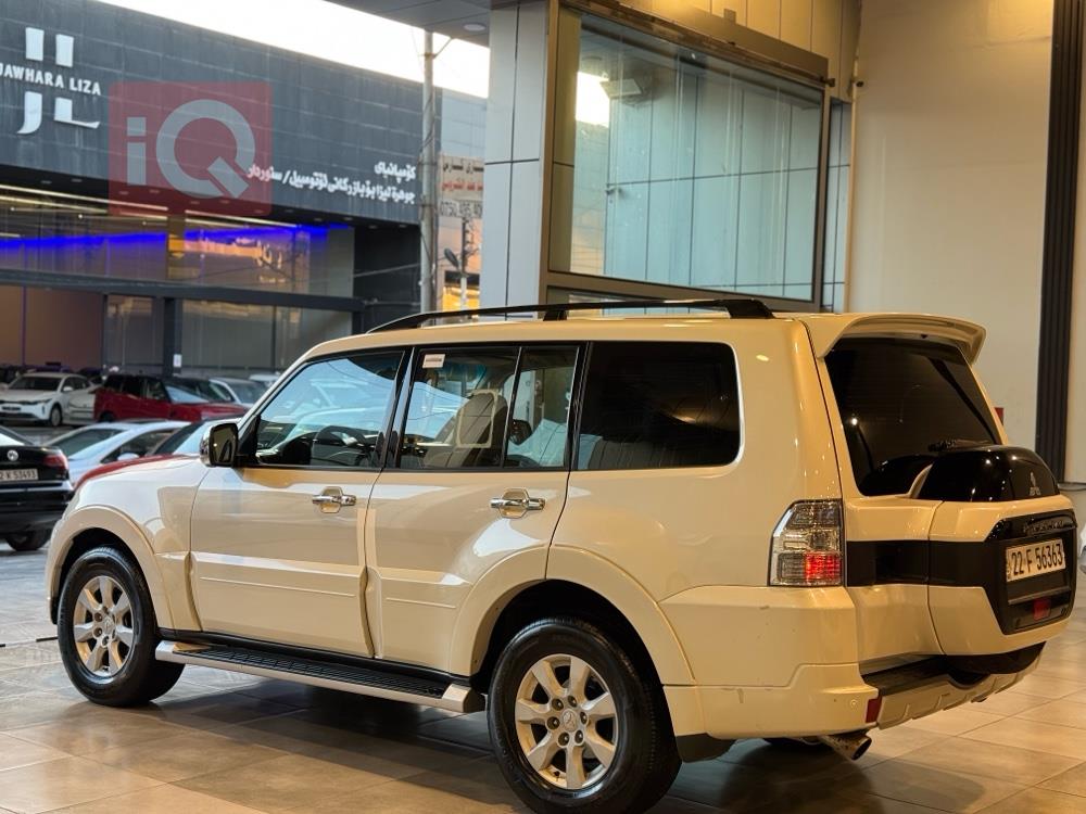 ميتسوبيشي باجيرو